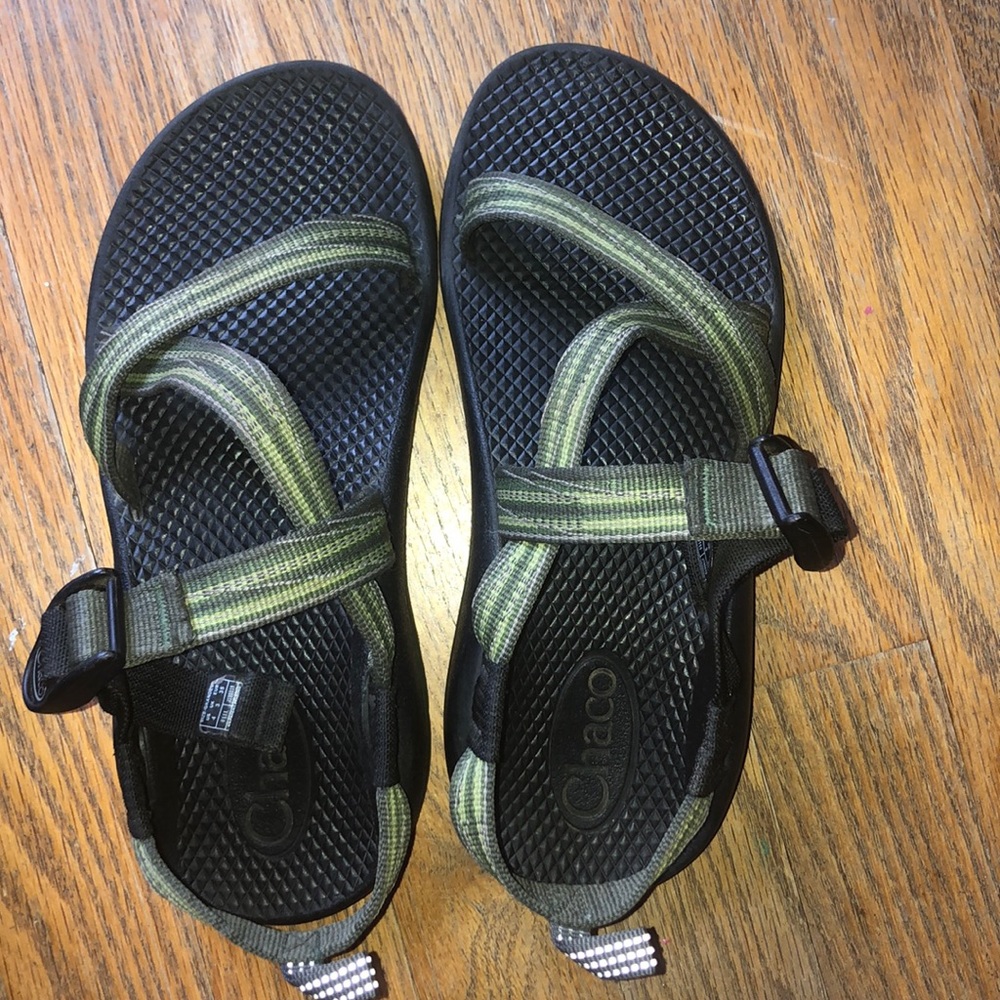 Green women’s Chacos! Classic style!